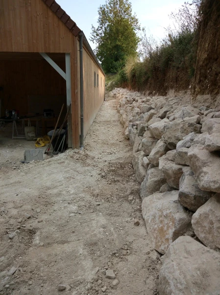 Enrochement à Nœux-les-Mines