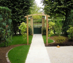 Entretien espaces à Dampierre-en-Yvelines
